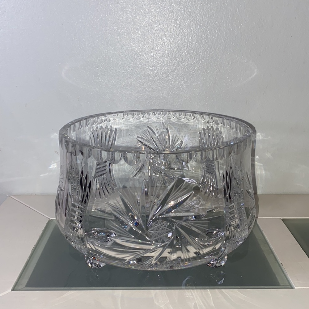 Vintage Bohemian Crystal Whirling Star Footed Candy Bowl Pinwheel Serving Dish - Picture 16 of 16
